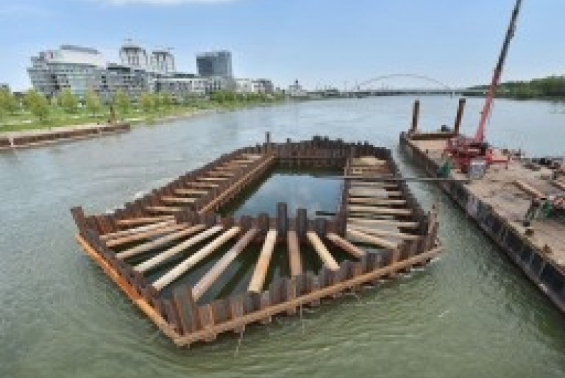 Referencie / Nosný systém MHD, 1.časť Bosákova ul. - Šafárikovo 